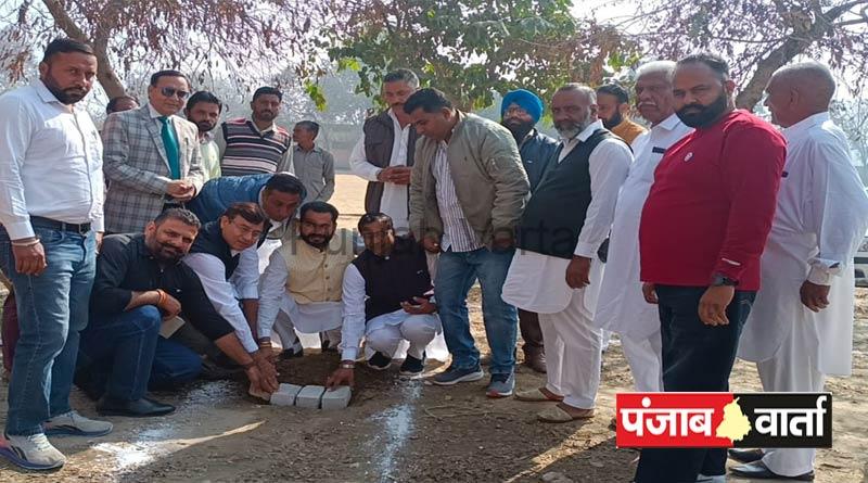 You are currently viewing विधायक सवना ने आधा दर्जन से ज्यादा स्कूलों के नए कमरों का शिलान्यास किया