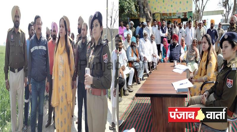 Read more about the article डिप्टी कमिश्नर और एसएसपी ने मुहार जमशेर में गांव सुरक्षा कमेटी के साथ की बैठक